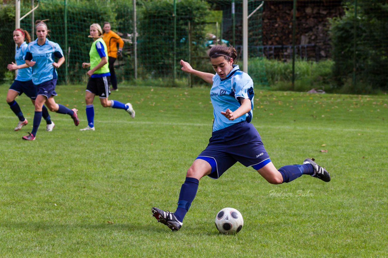 Bild 69 - Frauen SV Neuenbrook/Rethwisch - SG Ratekau Strand 08 : Ergebnis: 0:3